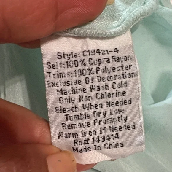 JHONY WAS Floral Embroidered Women's Top - Picture 16 of 16